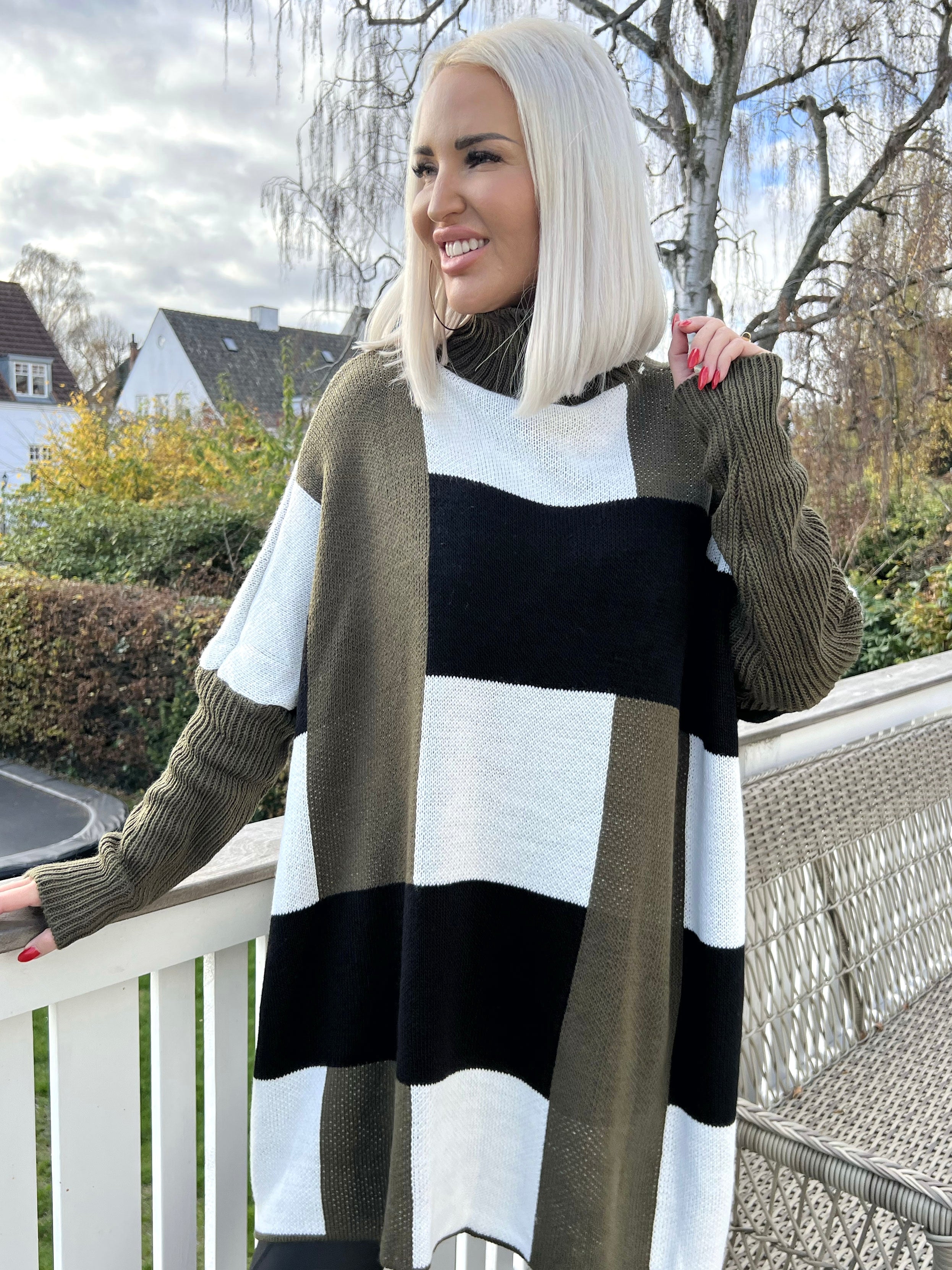 Yulia - Sticka med rutor i vackra färger